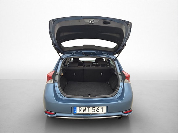 Toyota Auris 25 of 29