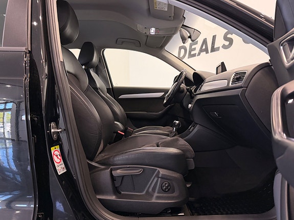 Audi Q3 12 of 18
