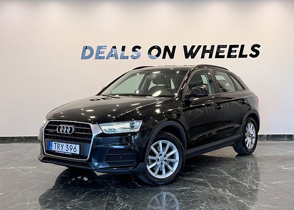 Audi Q3 2 of 5