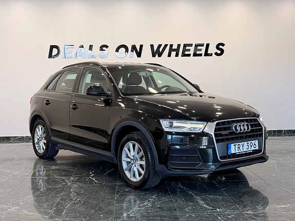 Audi Q3 3 of 5