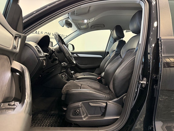 Audi Q3 17 of 18