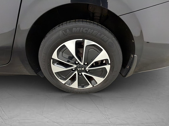 Kia Ceed 30 of 30