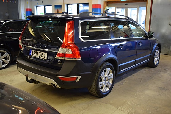 Volvo XC70 5 of 25