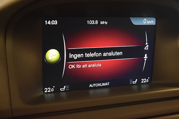 Volvo XC70 13 of 25