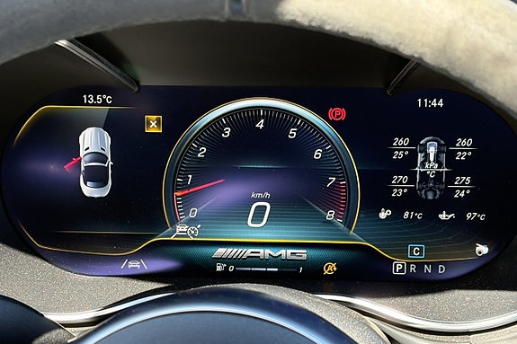 Mercedes-Benz AMG GT Roadster 19 of 25