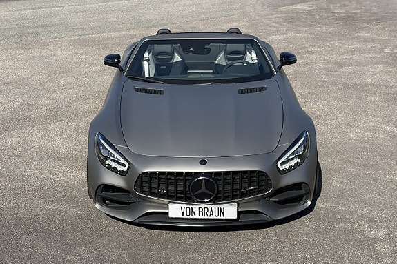 Mercedes-Benz AMG GT Roadster 3 of 5