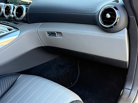 Mercedes-Benz AMG GT Roadster 15 of 25