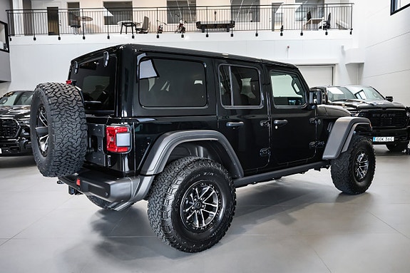 Jeep Wrangler 3 of 30