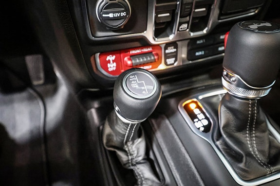 Jeep Wrangler 28 of 30