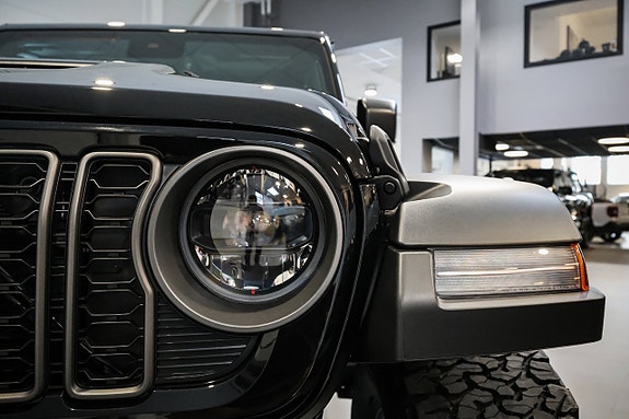 Jeep Wrangler 9 of 30