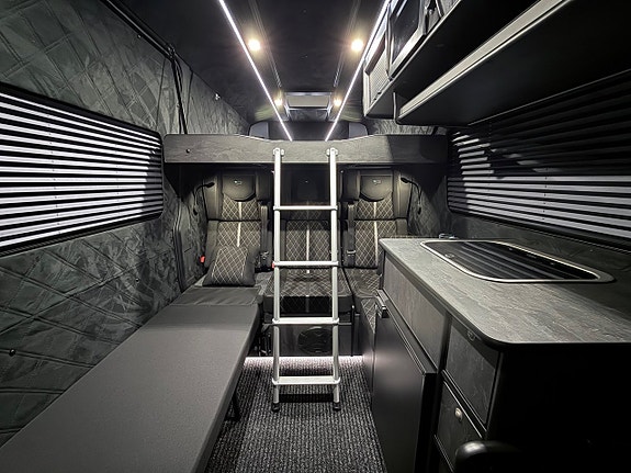 Mercedes-Benz Sprinter 319 15 of 26