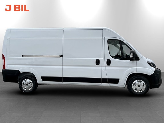 Peugeot Boxer 4 of 14