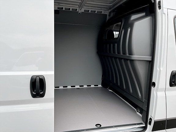 Peugeot Boxer 6 of 14