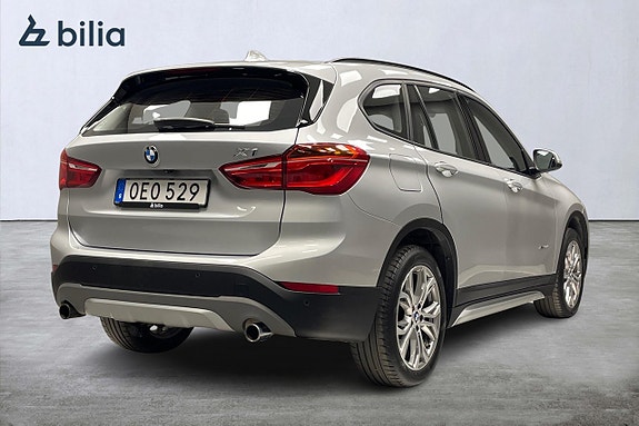 BMW X1 3 of 5