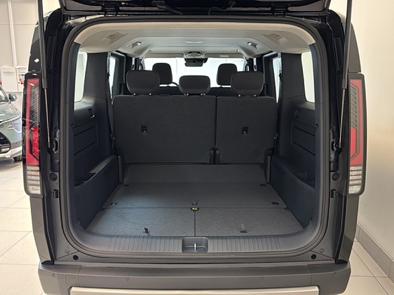 Kia PV5 14 of 29