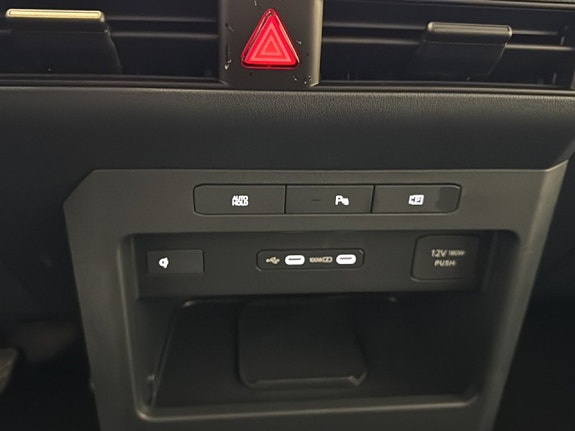 Kia PV5 13 of 29
