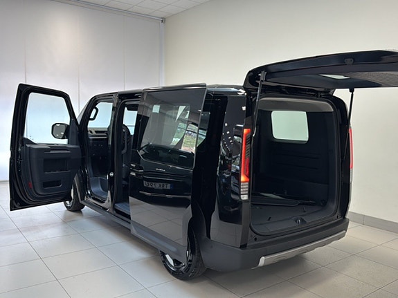 Kia PV5 24 of 29