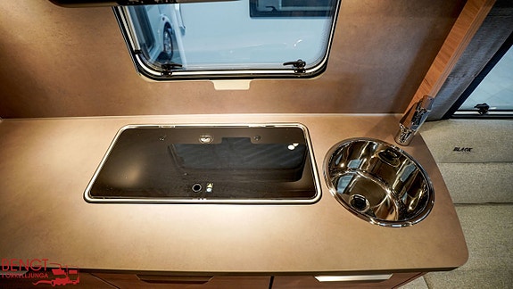 Knaus SÜDWIND BLACK SELECTION 580 UF | KAMPANJ 14 of 21