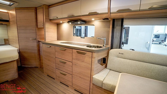 Knaus SÜDWIND BLACK SELECTION 580 UF | KAMPANJ 13 of 21