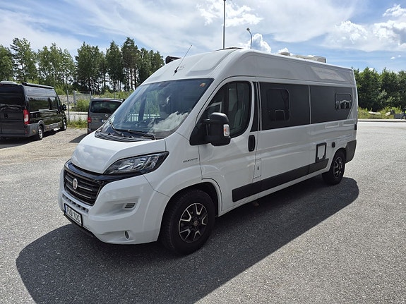 Pilote Mooveo Van 60 EB automat, långbäddar, dubbla AC, 2 sitt/sov platser 3 of 22