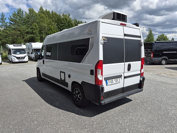 Pilote Mooveo Van 60 EB automat, långbäddar, dubbla AC, 2 sitt/sov platser 5 of 22