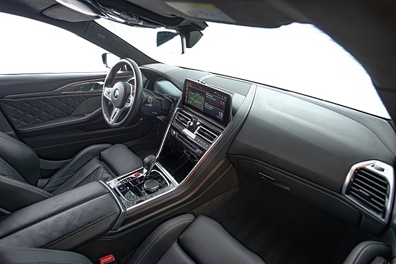 BMW M8 13 of 30