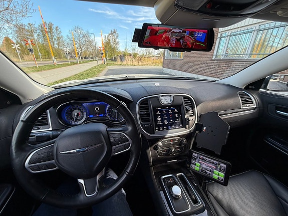 Chrysler 300 18 of 18