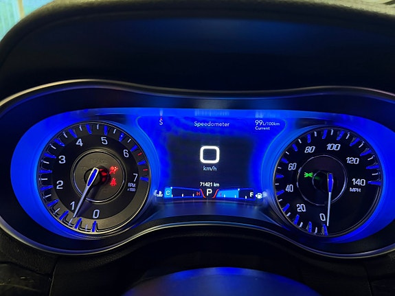 Chrysler 300 14 of 18