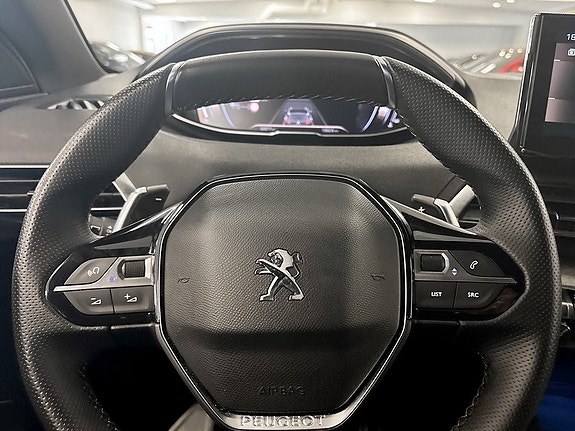 Peugeot 5008 7 of 17