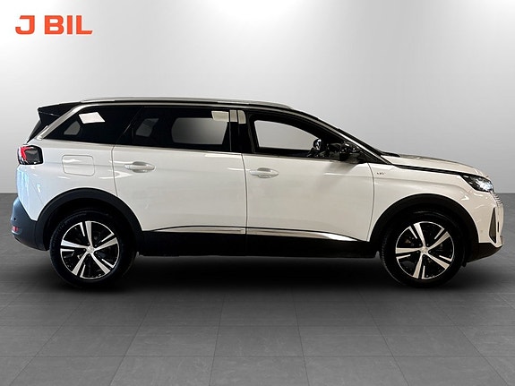 Peugeot 5008 15 of 17