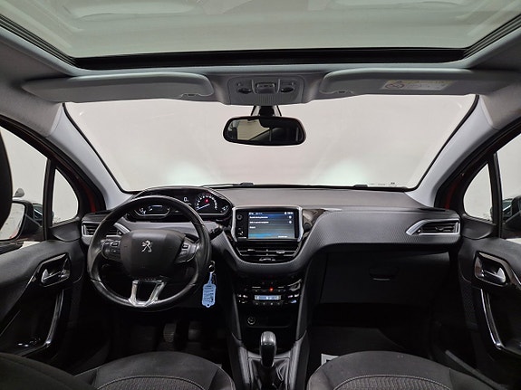 Peugeot 208 9 of 17