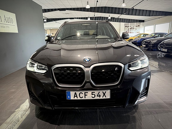 BMW iX3 16 of 28