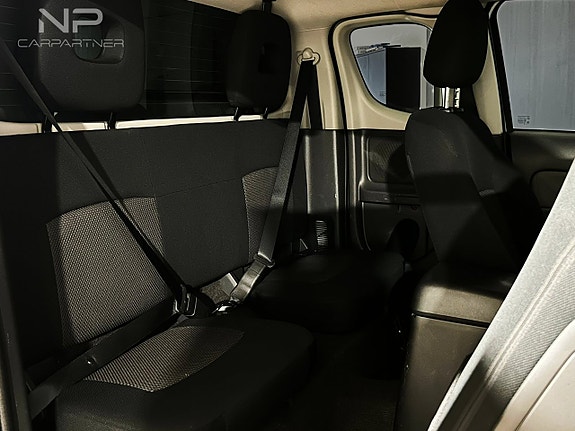 Mitsubishi L200 Club Cab 21 of 22