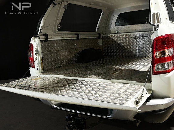 Mitsubishi L200 Club Cab 9 of 22