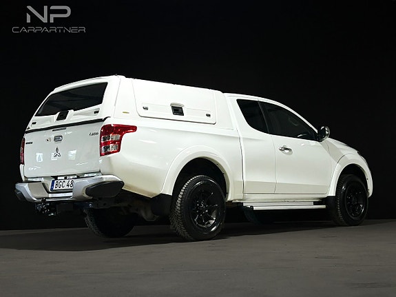 Mitsubishi L200 Club Cab 7 of 22