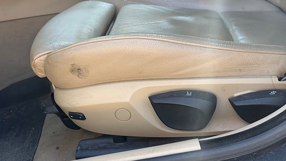 BMW 325i 10 of 29