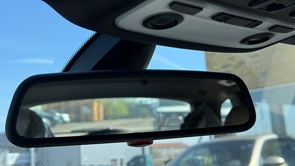 BMW 325i 19 of 29