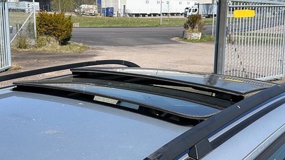 BMW 325i 23 of 29