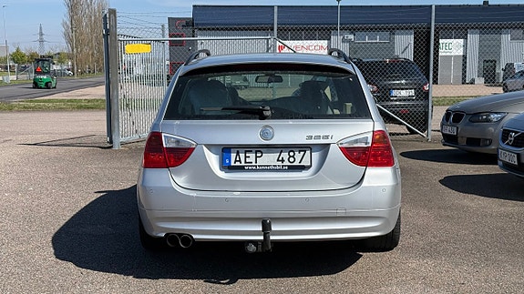 BMW 325i 5 of 5