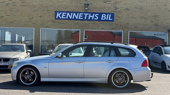 BMW 325i 7 of 29