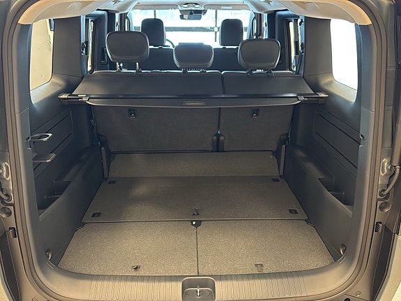 Kia PV5 14 of 20