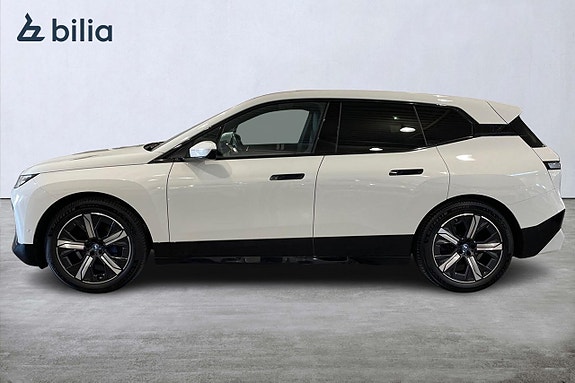 BMW iX 3 of 5