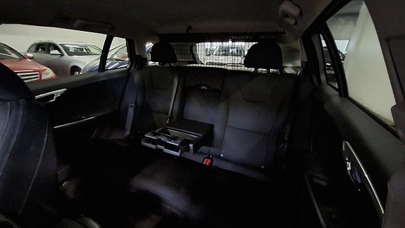 Volvo V60 13 of 22