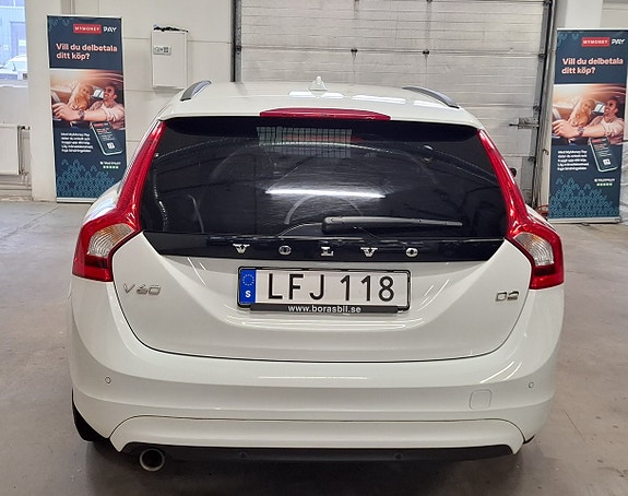 Volvo V60 8 of 22