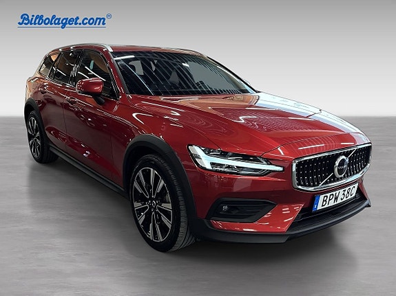 Volvo V60 Cross Country 4 of 19