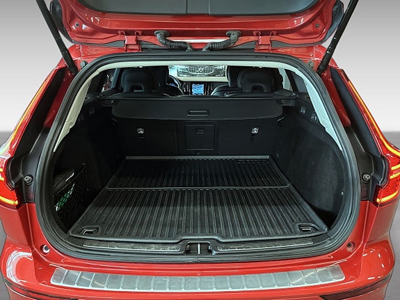 Volvo V60 Cross Country 17 of 18