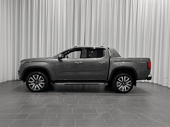 Volkswagen Amarok 2 of 15