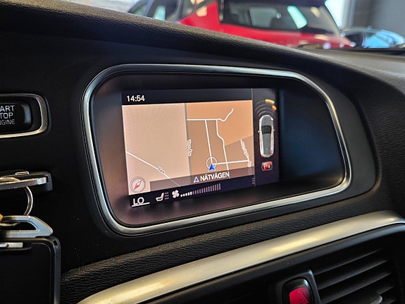 Volvo V40 10 of 18