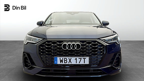 Audi Q3 4 of 5