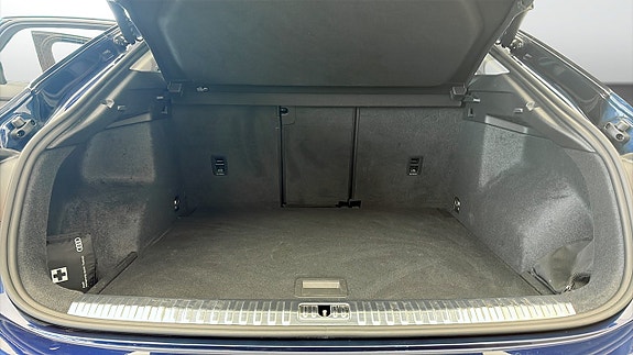 Audi Q3 12 of 13